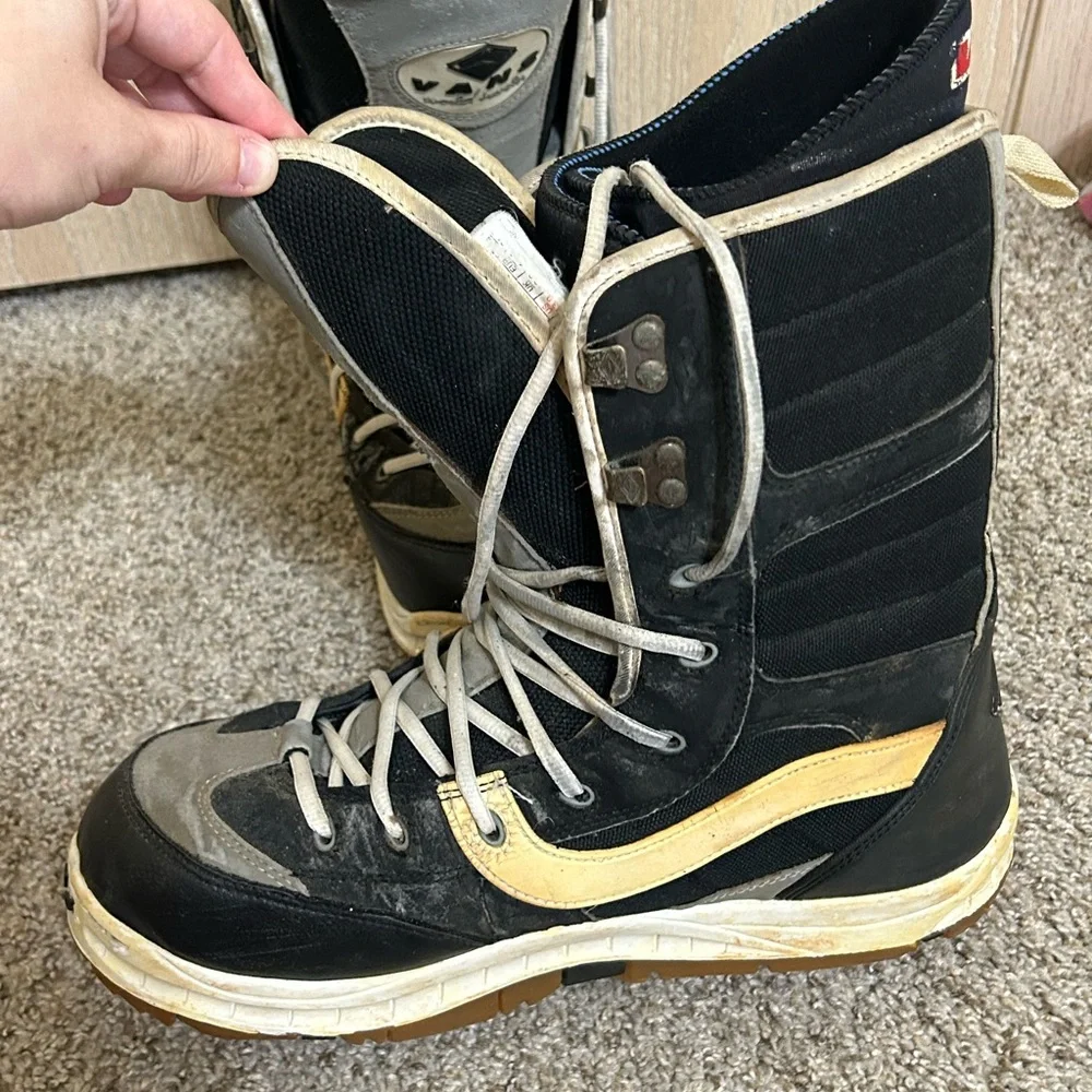 Vans Hi-Standard OG Snowboard Boots Mens Sz 13 Black White LaceUp Classic Winter